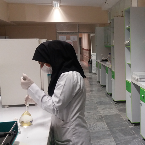 آزمایشگاه زیست فناوری